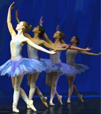 ballet dancers, ballerinas in tutus
