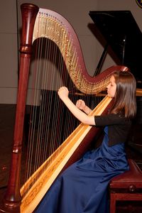 Katherine Siochi, harp