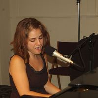 Singer/songwriter Stephanie Nilles