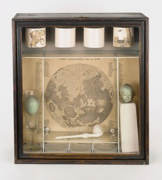 Untitled (Soap Bubble Set), Joseph Cornell