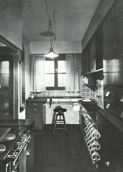 Frankfurt Kitchen Slide 1 Original