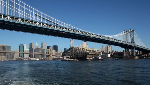 Passing under the Manhattan Bridge