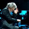 Pianist Balazs Havasi played a single note 498 times in one minute