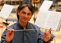 Jun Märkl, conductor