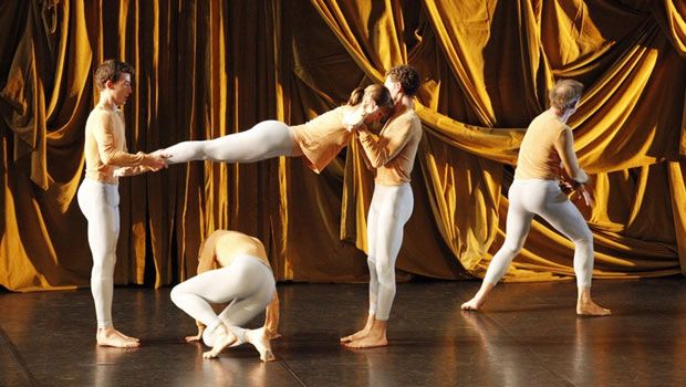 Merce Cunningham Dance Company performing at la Comédie de Clermont in November 2010.