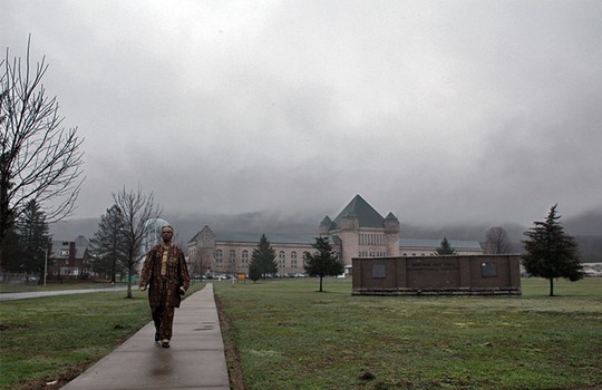 Amma insisted on walking away from Eastern Correctional Facility, the maximum-security prison in Napanoch, NY.