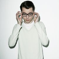 Tom Vek