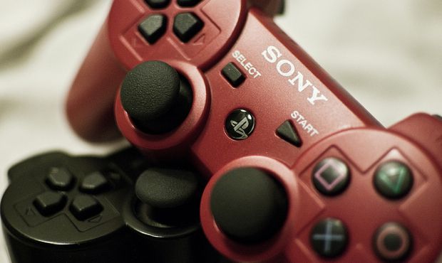 Studio 360 Episode 841, Videogames, Porochista Khakpour, video game controller