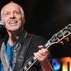Peter Frampton, performing live.
