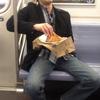 eating on subway