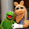 Video: Placido Domingo Sings Duet With Miss Piggy