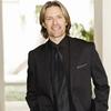 Light and Gold: The Music of Eric Whitacre