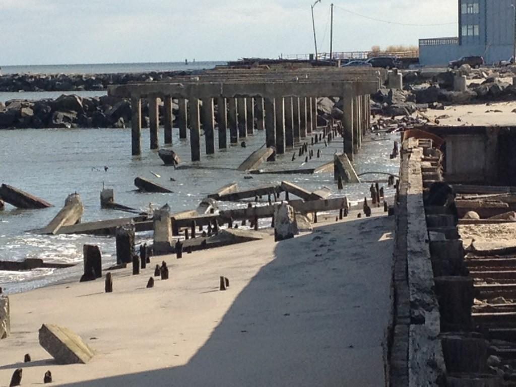 In Rebuilding Nj S Beaches Debate Brews Over Replacing Sand Wnyc