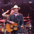 Robert Earl Keen Quit Nashville and Stayed Married
