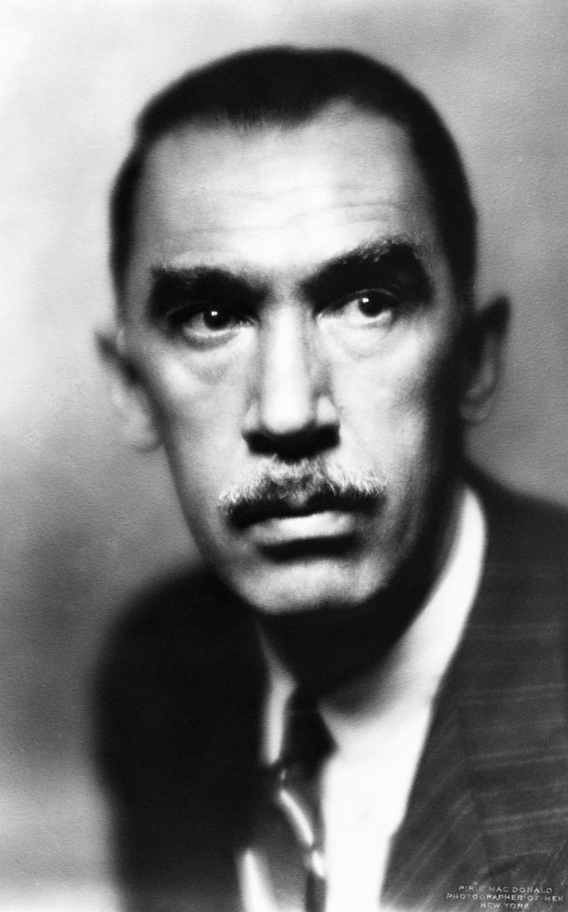 Robert Sherwood Humanizes Wartime Efforts and Urges 'Enduring Peace