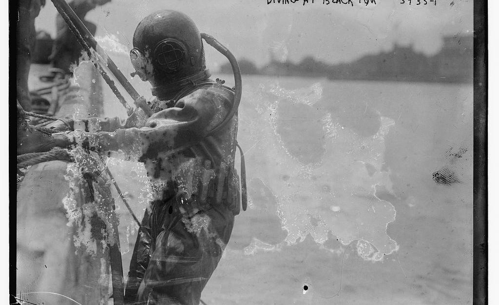 What Lies Below New York’s East River, and the Diver Who Braved its Depths WNYC