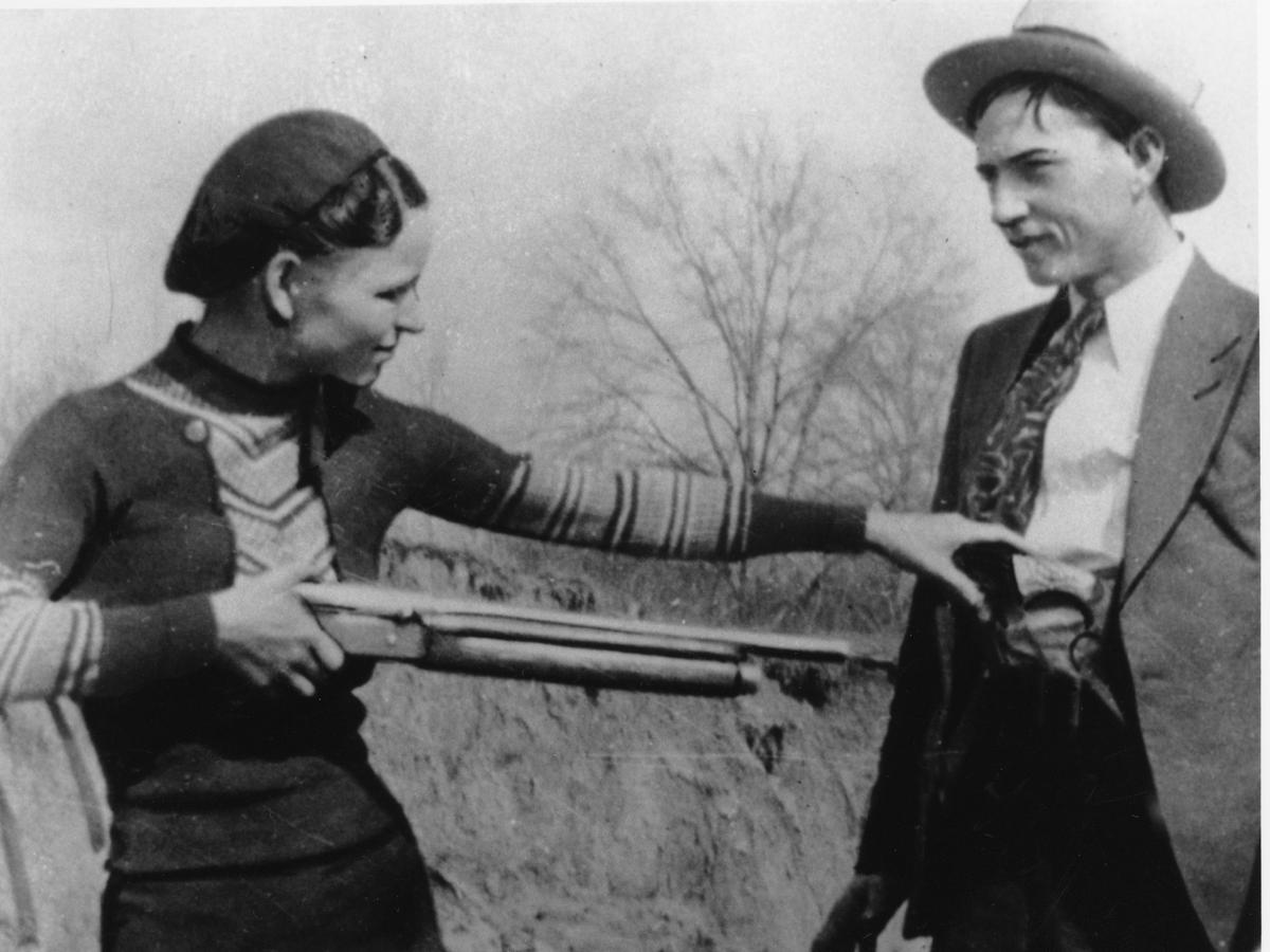 Original poems by the gangsters Bonnie and Clyde are going up for auction o...