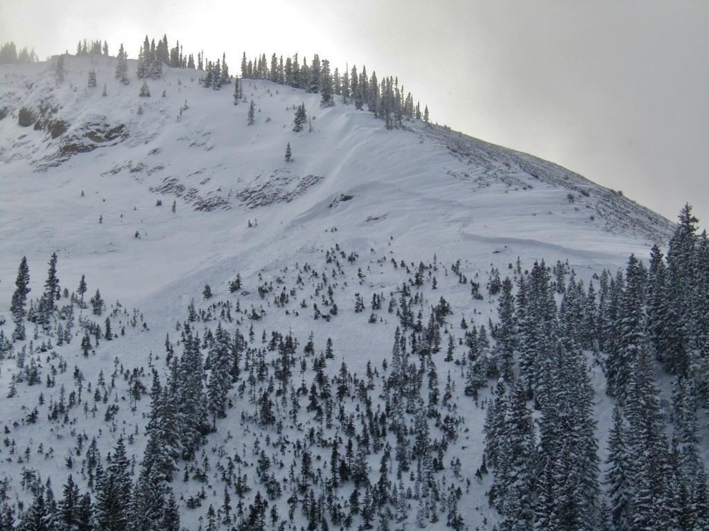 3 Skiers Killed In Colorado Avalanches As Authorities Warn Of Weak