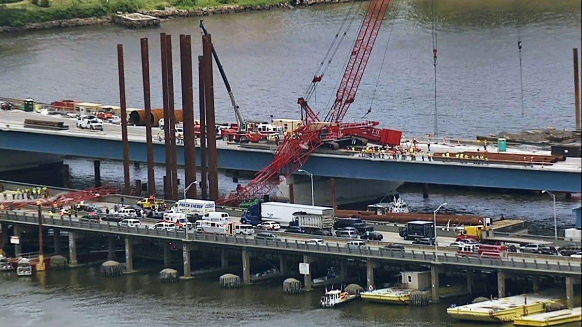 Crane Collapses on Tappan Zee Bridge WNYC New York Public Radio