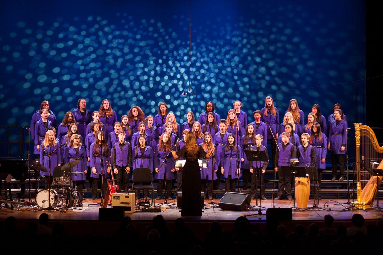 Watch the Brooklyn Youth Chorus's Holiday Celebration WQXR Features