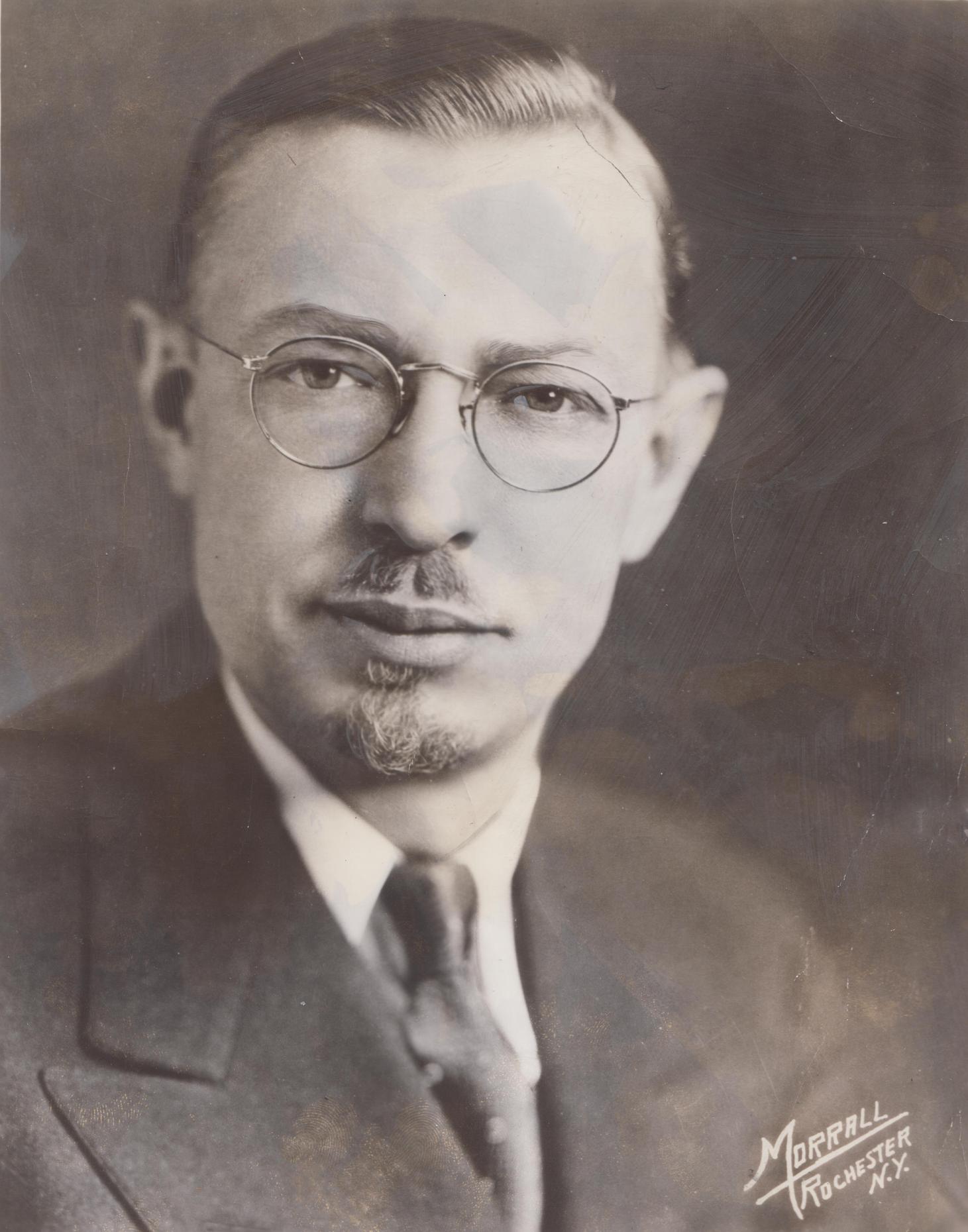 Howard Hanson WNYC New York Public Radio, Podcasts, Live Streaming