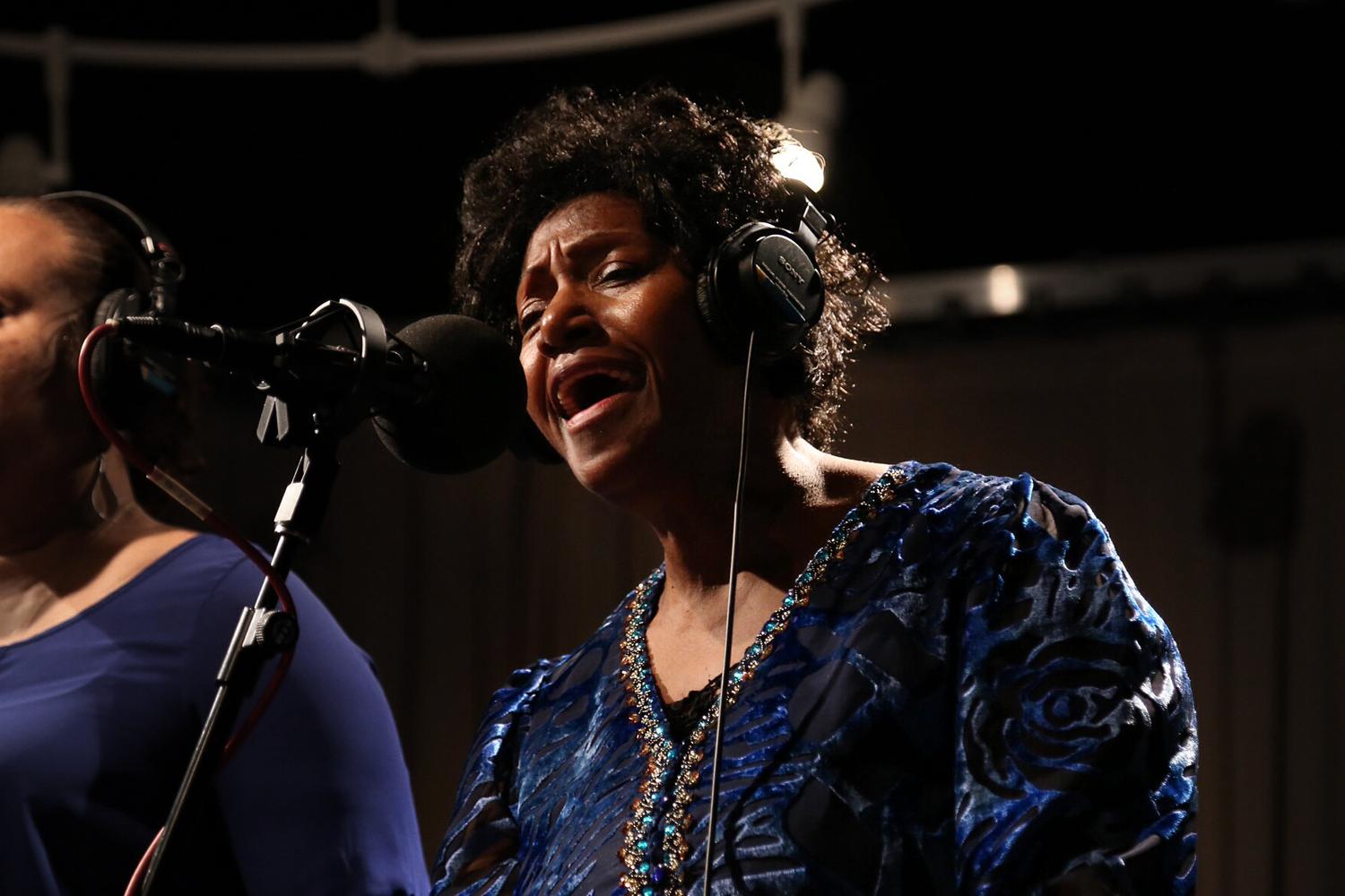 Naomi Shelton And The Gospel Queens: Fiery Spirit In A 'Cold World ...