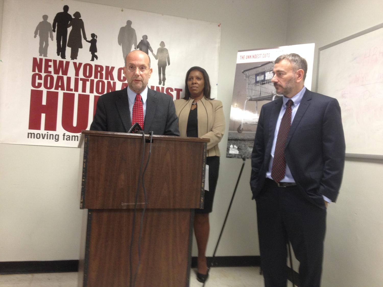 More New Yorkers Turn to Food Pantries WNYC New York Public Radio