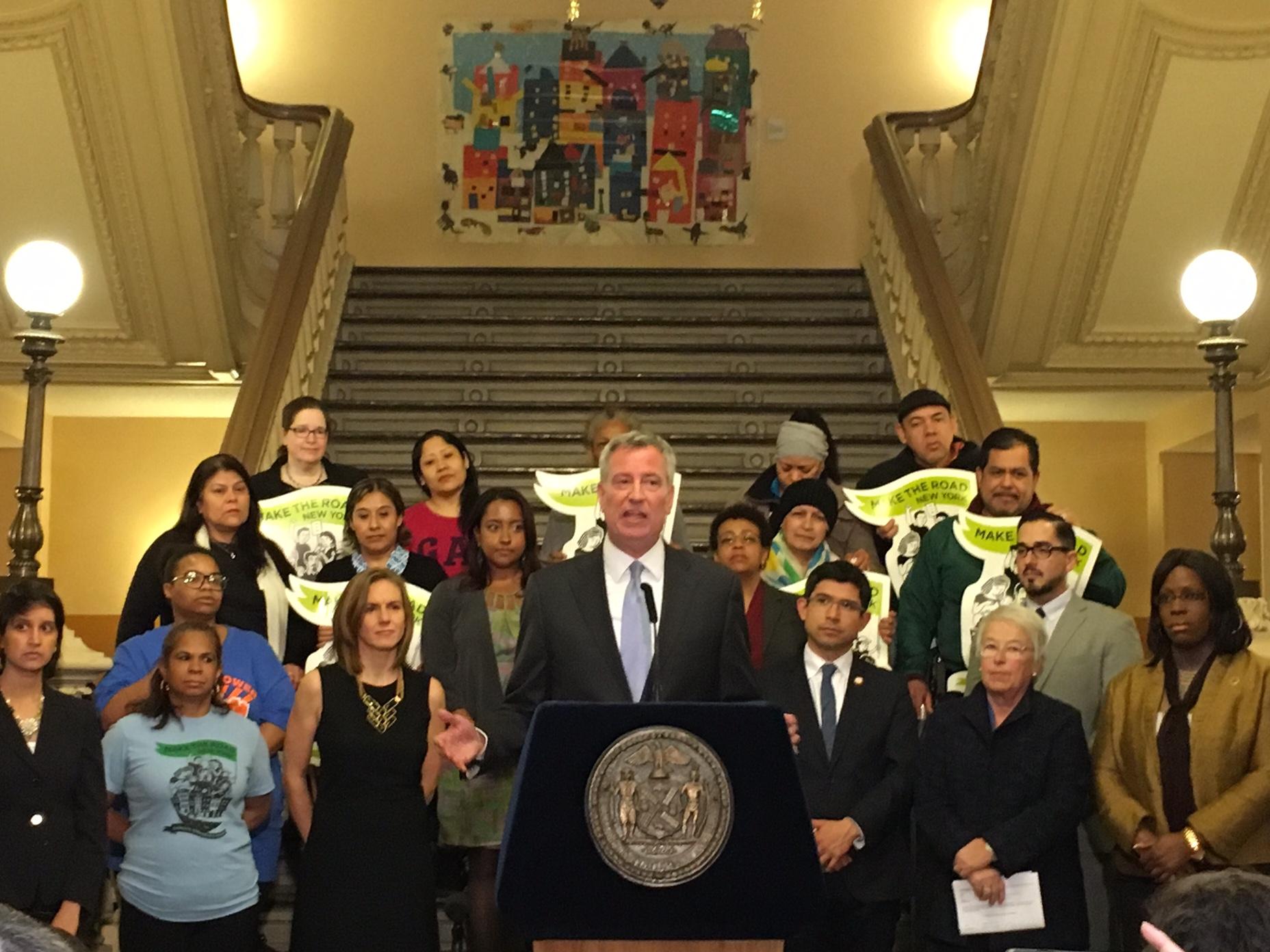 De Blasio Says NYC Schools Will Remain Safe Places For Immigrants ...