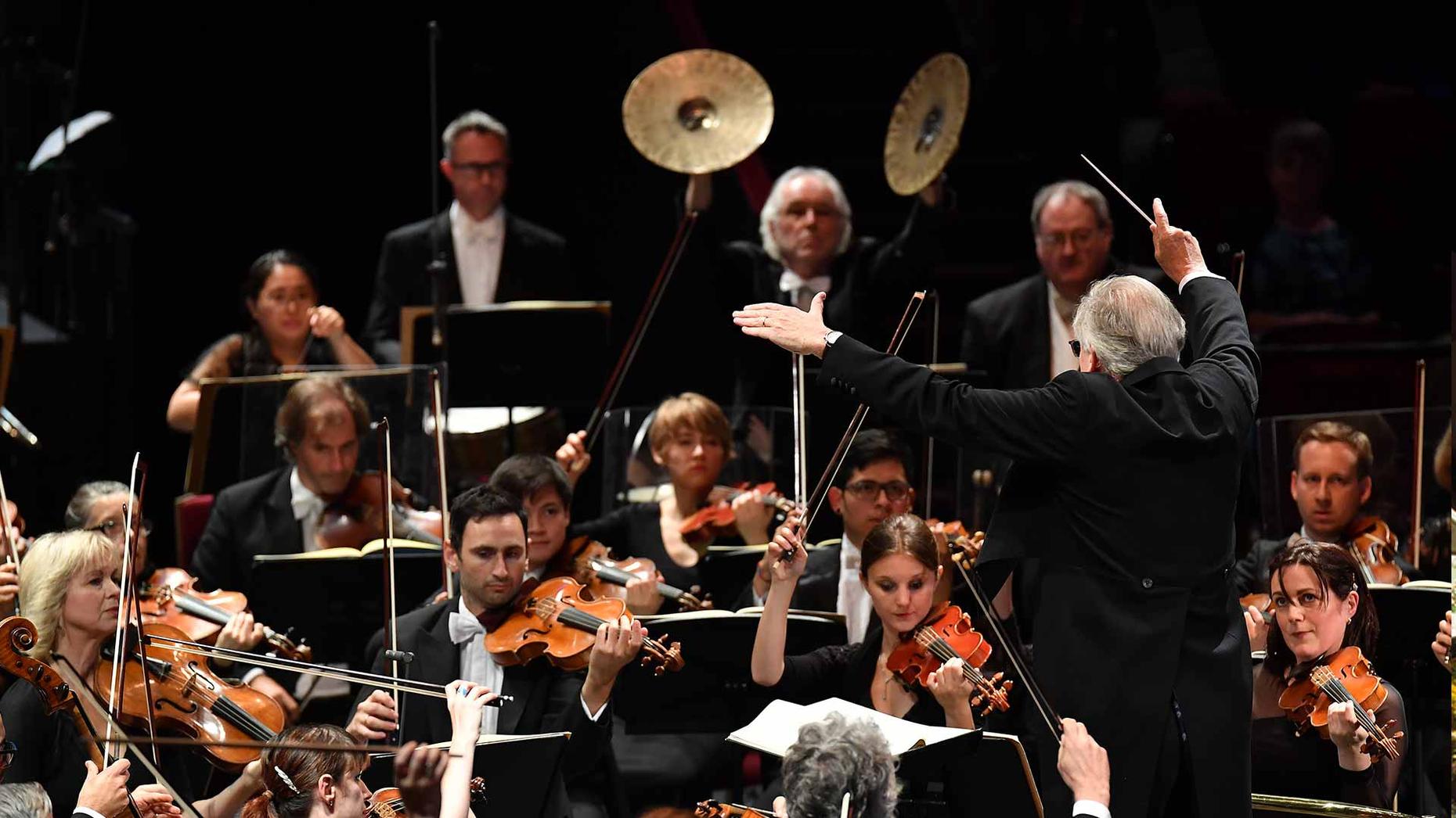 Listen: Berlioz Comes to Carnegie Hall with Orchestre Révolutionnaire ...