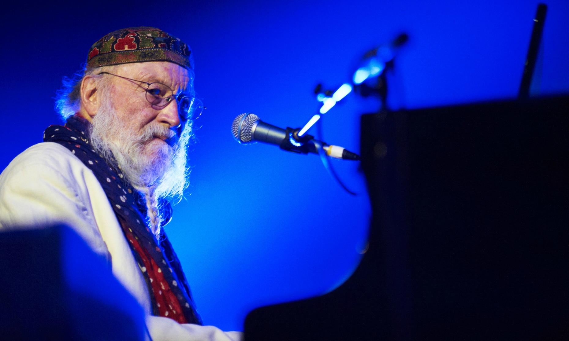 Terry Riley, a Founder of Minimalism, Turns 80 | Studio 360 | WNYC