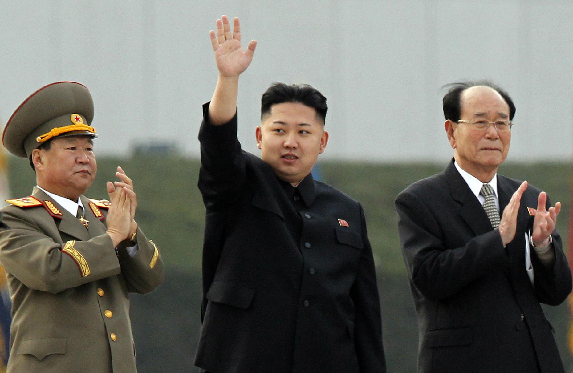 Факты о северной корее. Ким Чен ён. Президент Северной Кореи Ким Ир сена. Семья Ким Чен Ына. Ким Чен Ир и Ким Чен Ын.