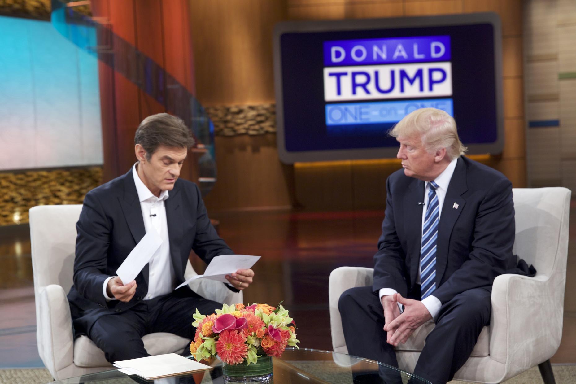 The Messy Politics of Oprah and Dr. Oz