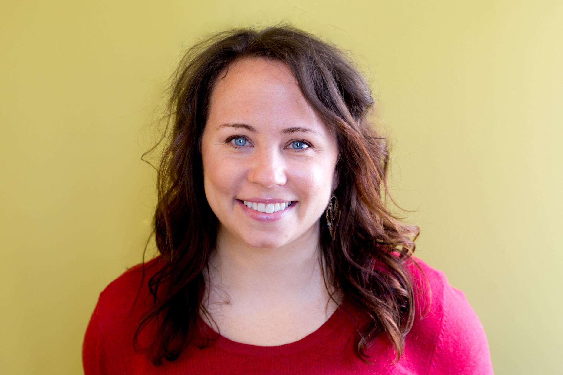 Follow karen. карен прин германия. Follow karen. карен дебиассе. Laura l.