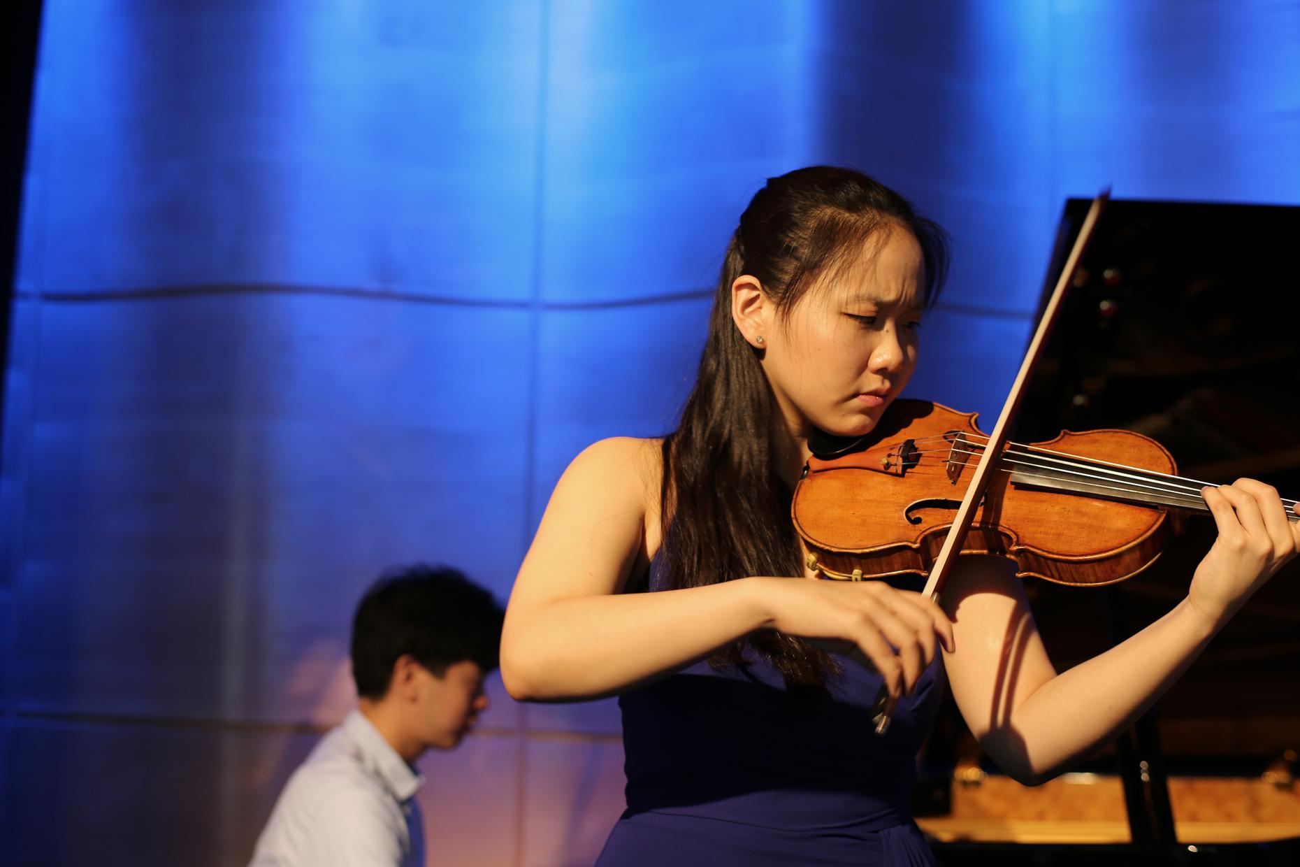 Violinist Stella Chen Performs Bach, Schumann and Schubert WQXR Features WQXR