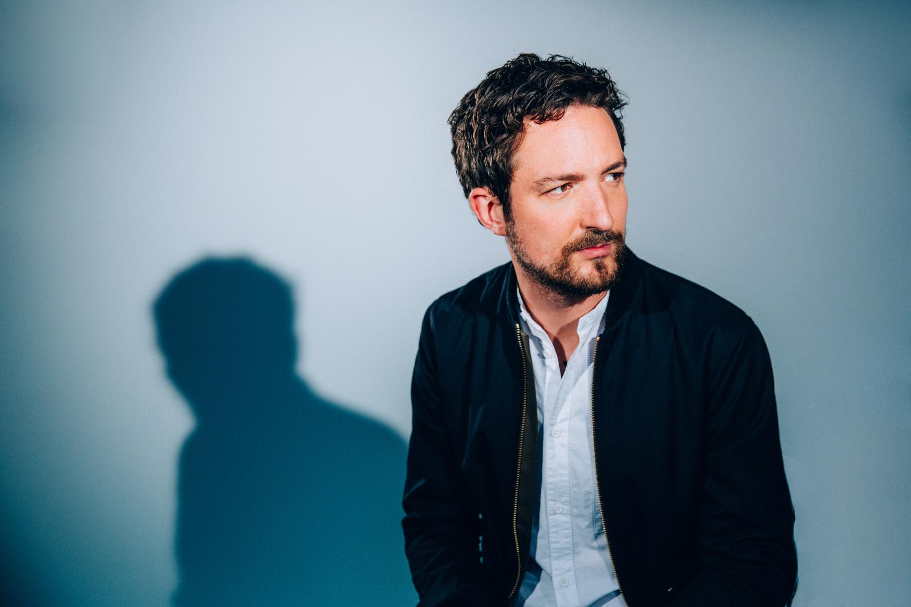 Folk-Rocker Frank Turner Shares Lesser-Known Stories in Songs ...