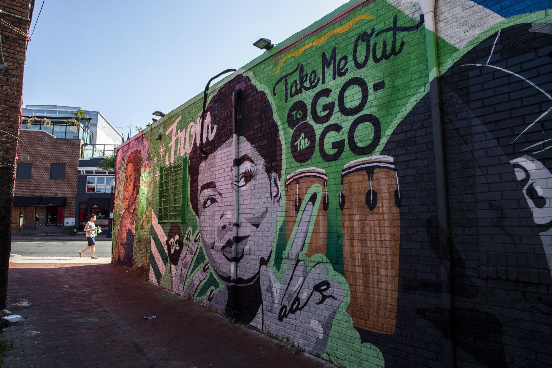 Music or Noise?: The Story of Go-Go in a Gentrifying Neighborhood in D ...