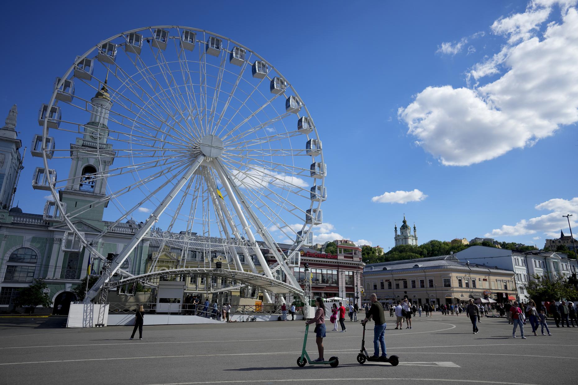 Masha Gessen on the Quiet in Kyiv The New Yorker Radio Hour WNYC