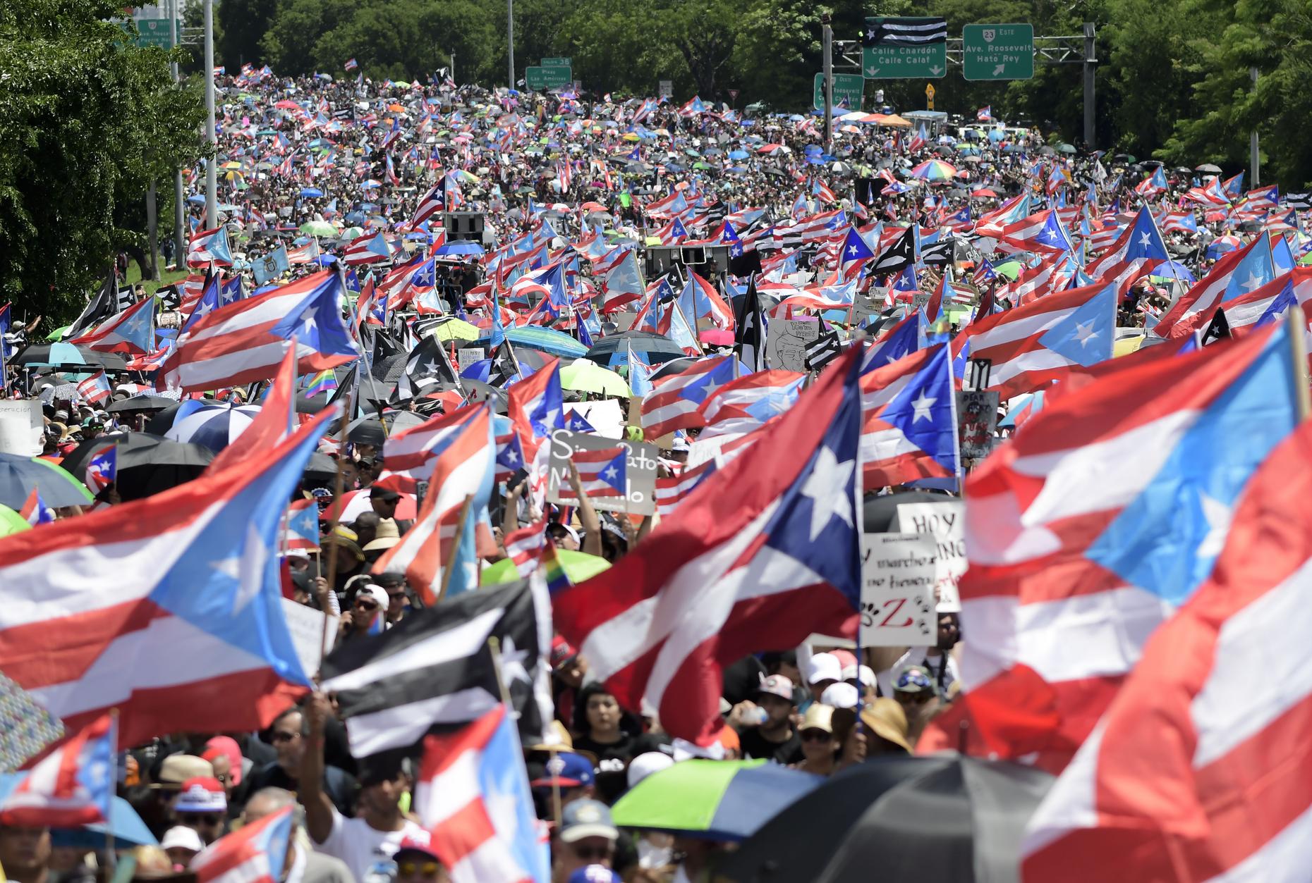 How The Political Crisis In Puerto Rico Is Unifying The Puerto Rican ...