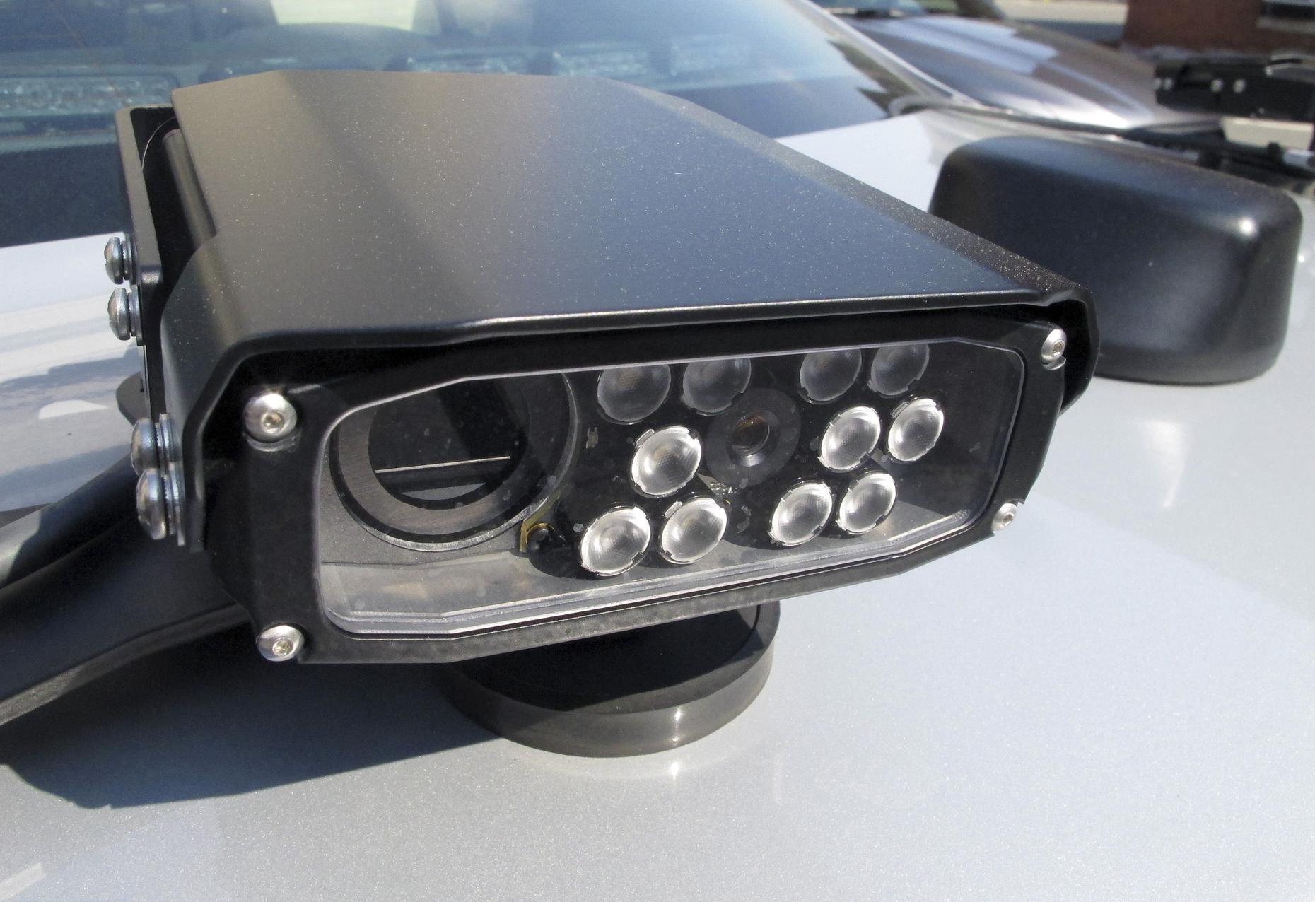 ICE Using License Plate Tracker Database to Find Undocumented People