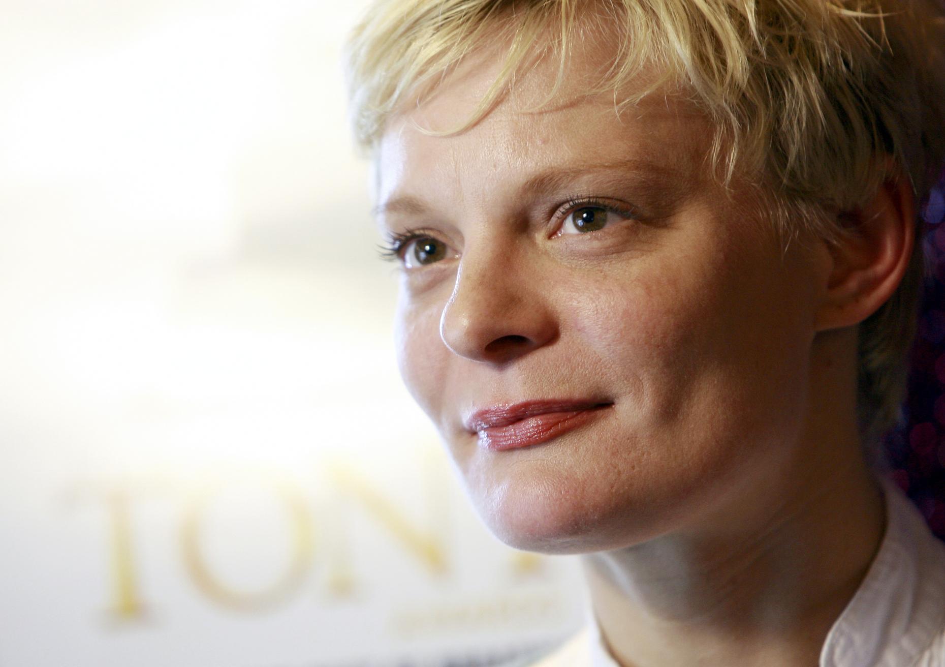 Martha Plimpton Tells It Like It Is The Naked American Songbook Wnyc