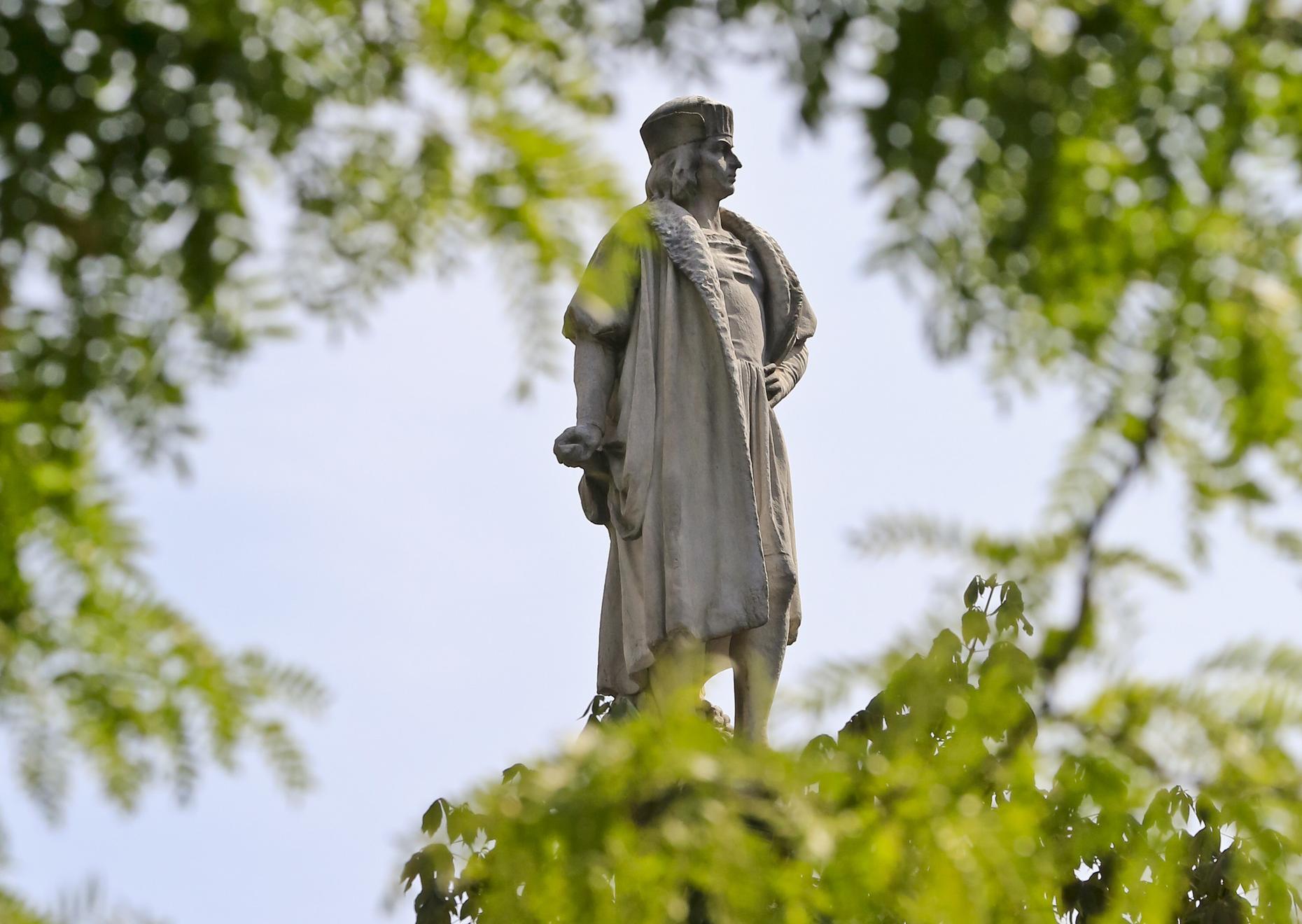 the-complicated-history-of-the-christopher-columbus-statue-wnyc-new