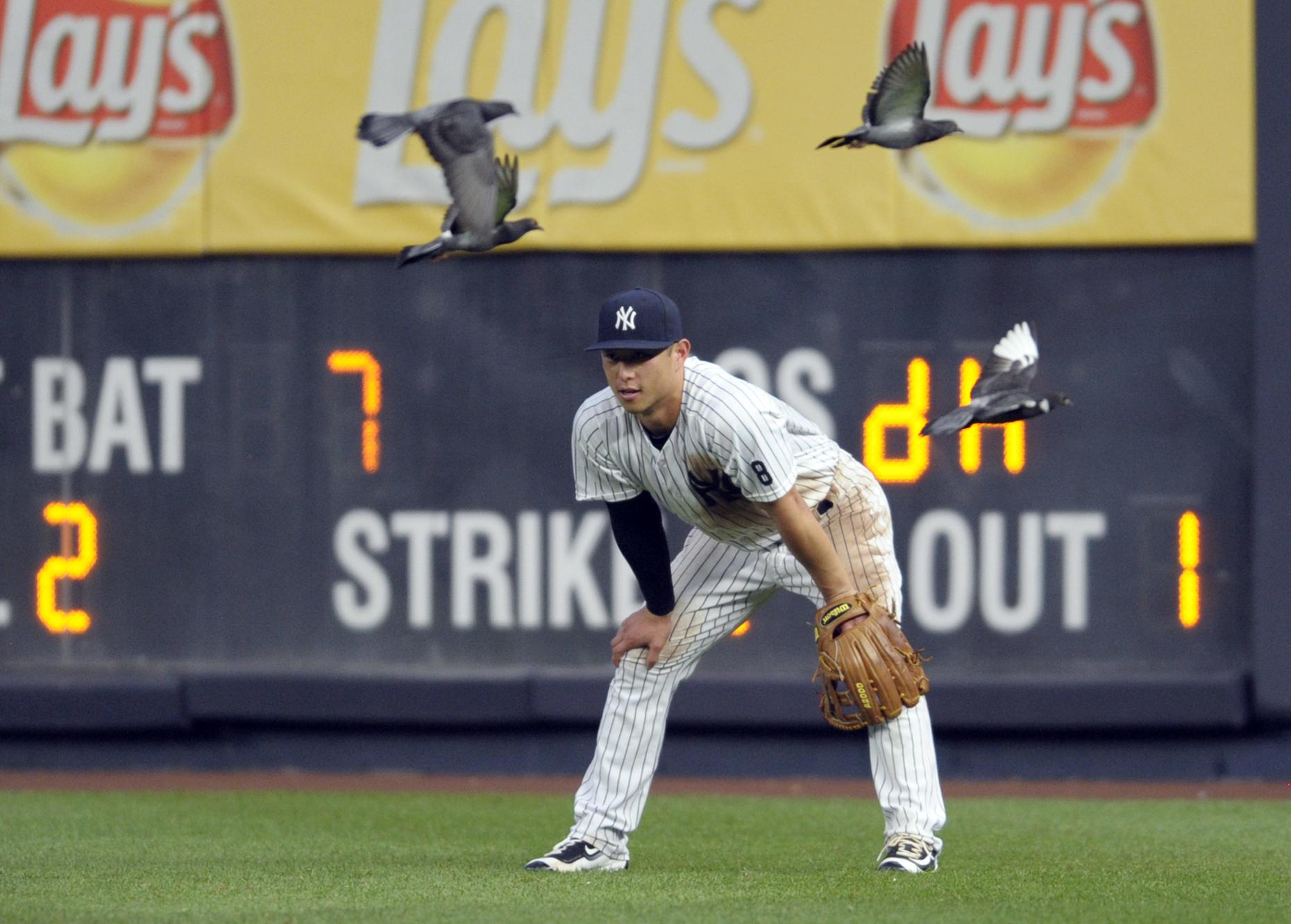 Former Yankees OF Jacoby Ellsbury gets one final laugh as he is