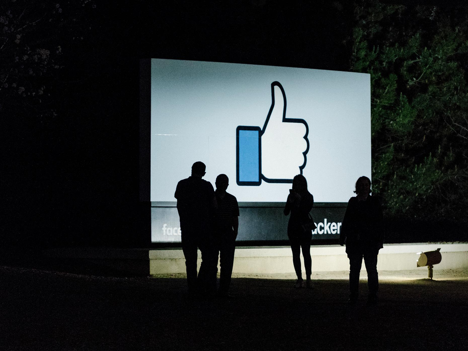 How Worried Should Americans Be About Facebook And Cyber Warfare The 