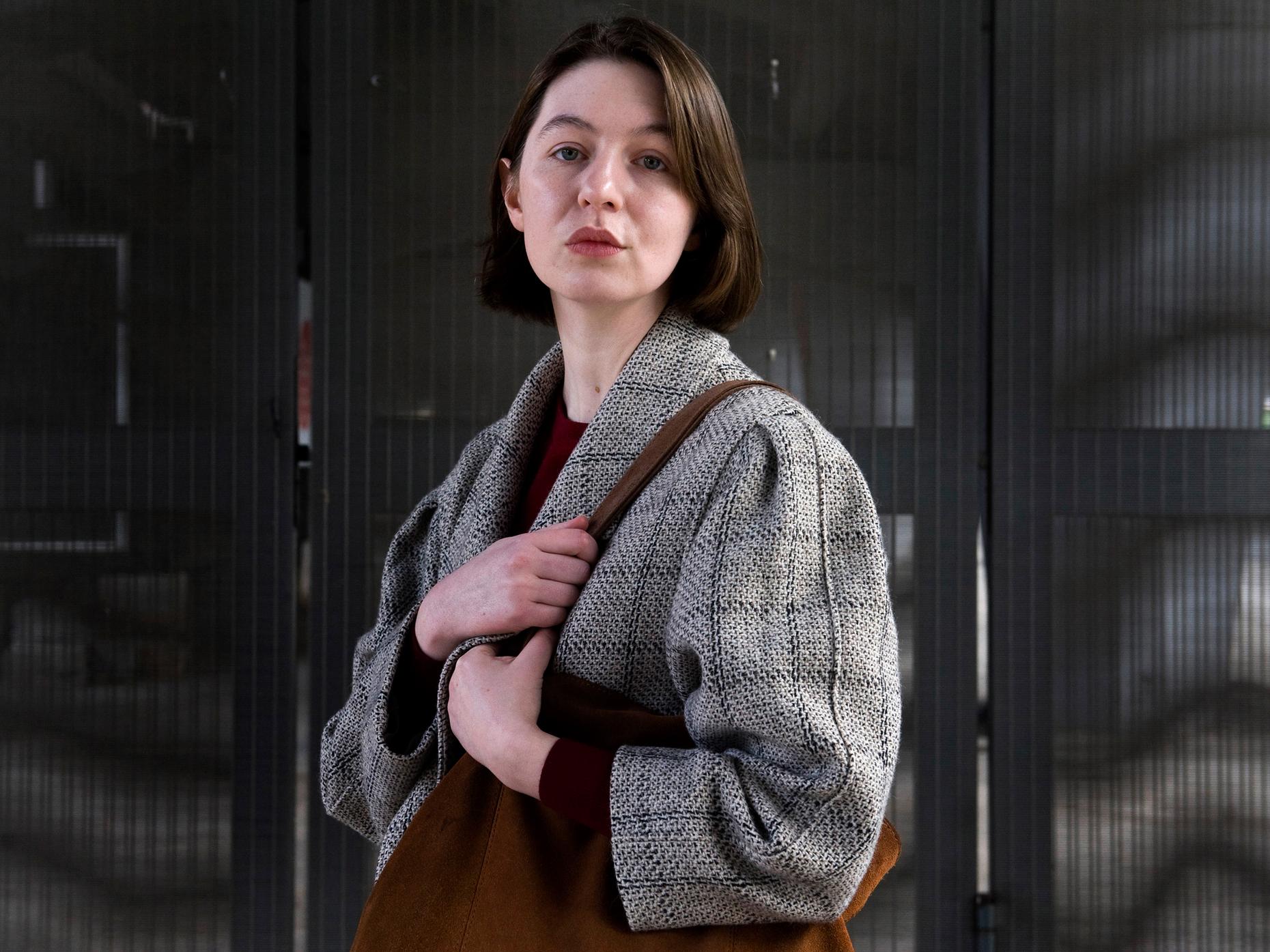 Sally Rooney Reads “Color and Light” The Writer's Voice New Fiction