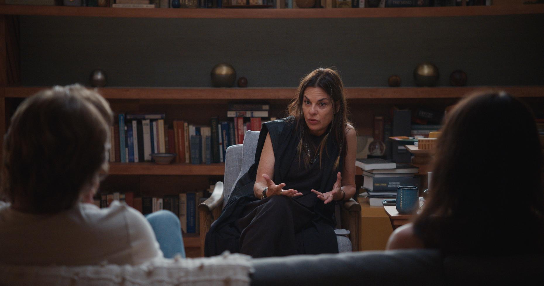 dr-orna-s-couples-therapy-zoe-winters-on-succession-the-wonderful