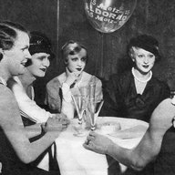 Photo of transvestites in Eldorado, from the early 1930's