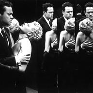 Orson Welles and Rita Hayworth in Welles' THE LADY FROM SHANGHAI (1948). 