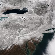 The extent of snowfall from the blizzard is shown in this image from the Suomi NPP satellite imagery, taken on January 28, 2015 at 1:50 EST.