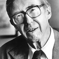 John Walter Lord Jr, author of 'A Night to Remember,' in 1986. 