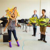 Alan Gilbert conducting a rehearsal of HK Gruber’s Gloria – A Pig Tale as part of the NY Phil Biennial. 